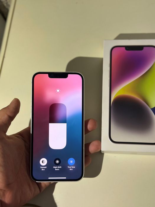 Продам айфон 14