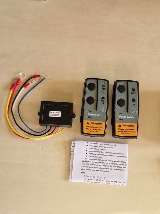 Telecomanda troliu auto wireless cu doua telecomenzi 12v.24v