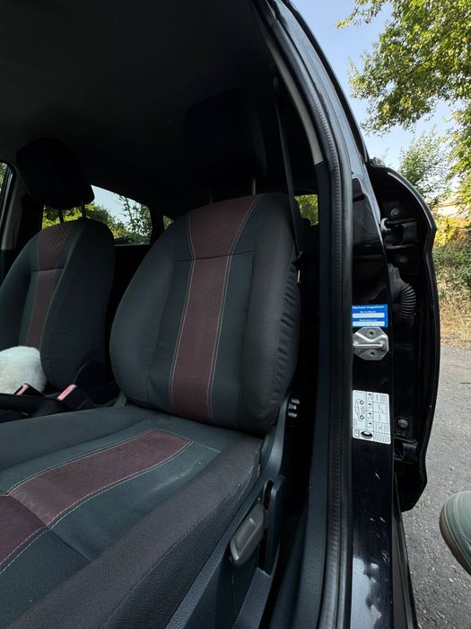 Ford fiesta *2010*1.3 benzina