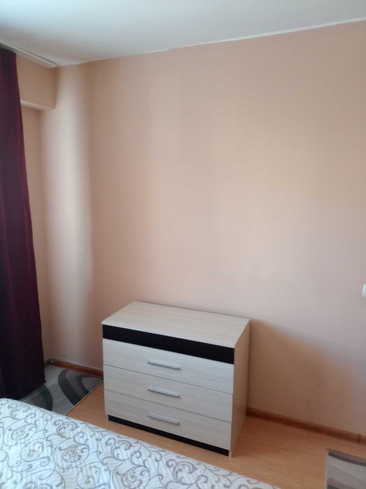 продава се 3-стаен апартамент в Ж.К. "Дъбника""