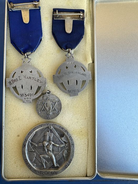 Medalii masonice din argint