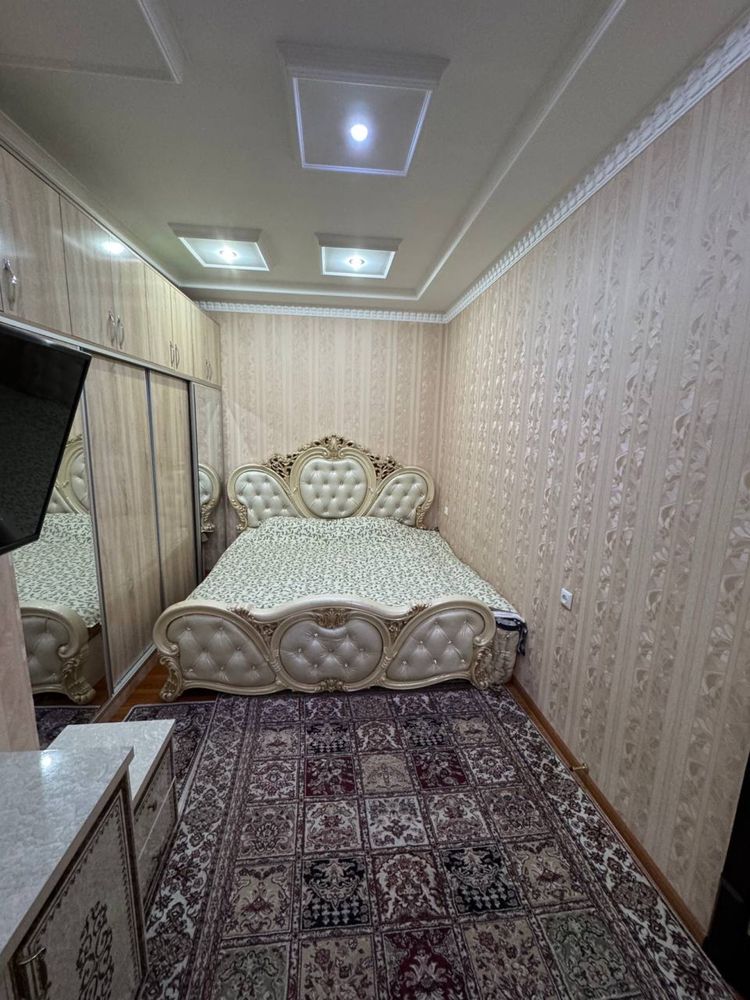 Hovli Sotiladi Продается Участка