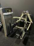 Vand aparate fitness, sala este completa , se vand la pachet toate