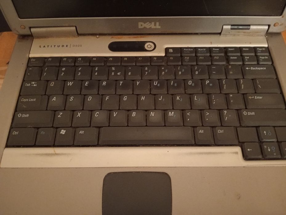 Laptop dell pentru piese