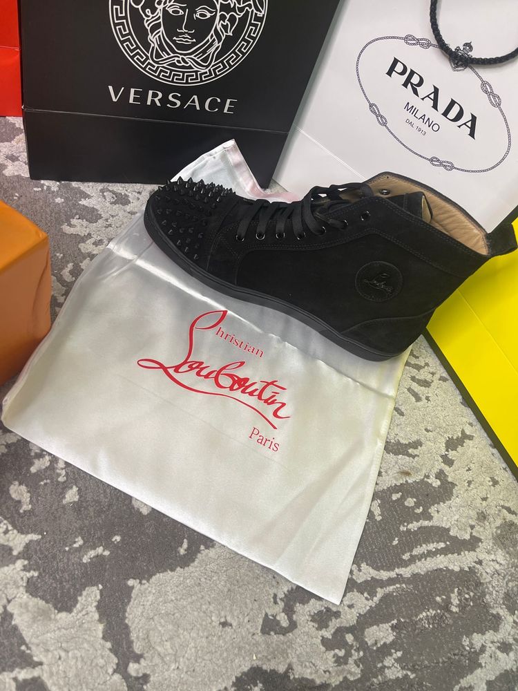 Ghete Louboutin  ! Poze REALE Piele naturala