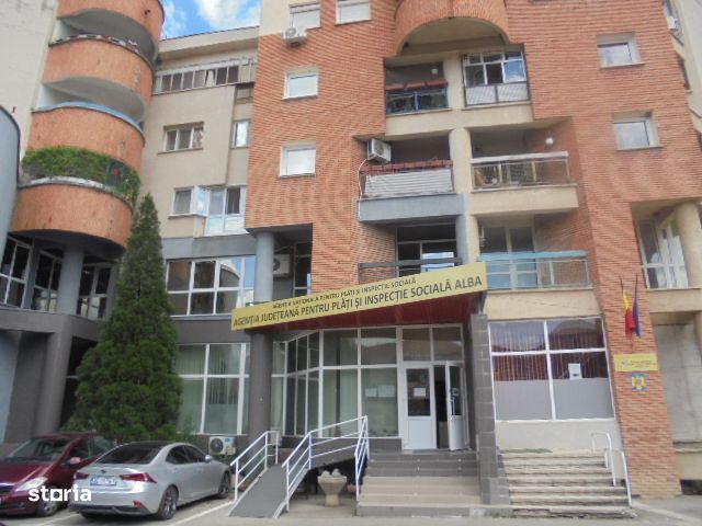 Spații comerciale în centrul orașului - licitație (CI)