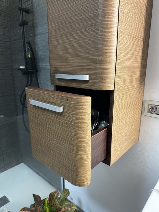 Mobilie de baie 2 corpuri Cersanit + chiuveta si baterie