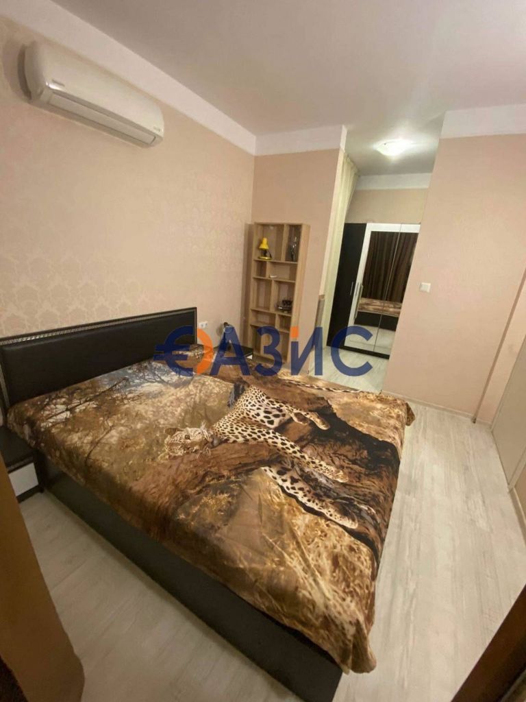 Продава се Тристаен апартамент в к.к. Слънчев бряг - 70 кв.м за 1286 €/кв.м - Снимка #12