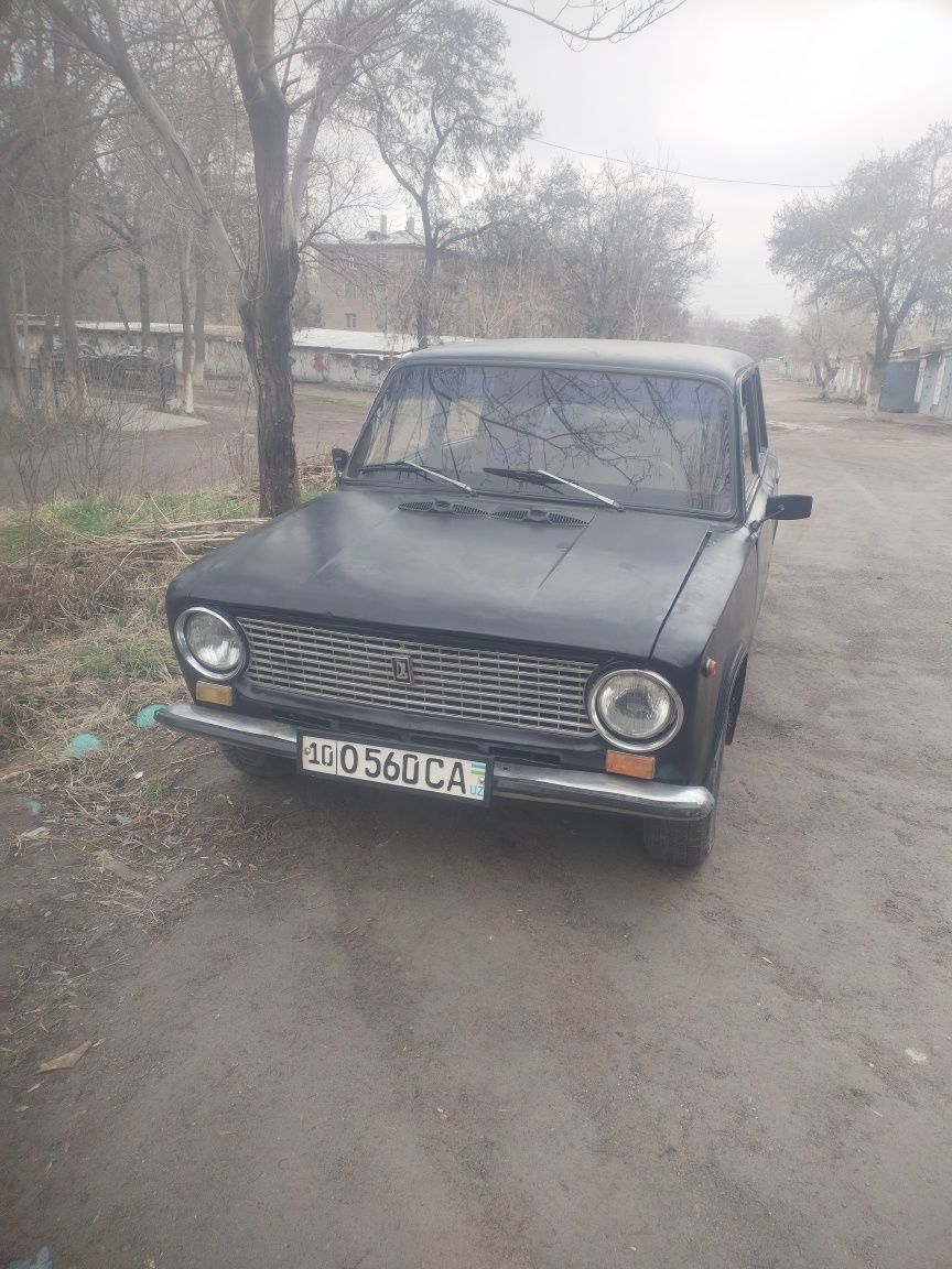 Продаётся автомобиль в среднем состоянии