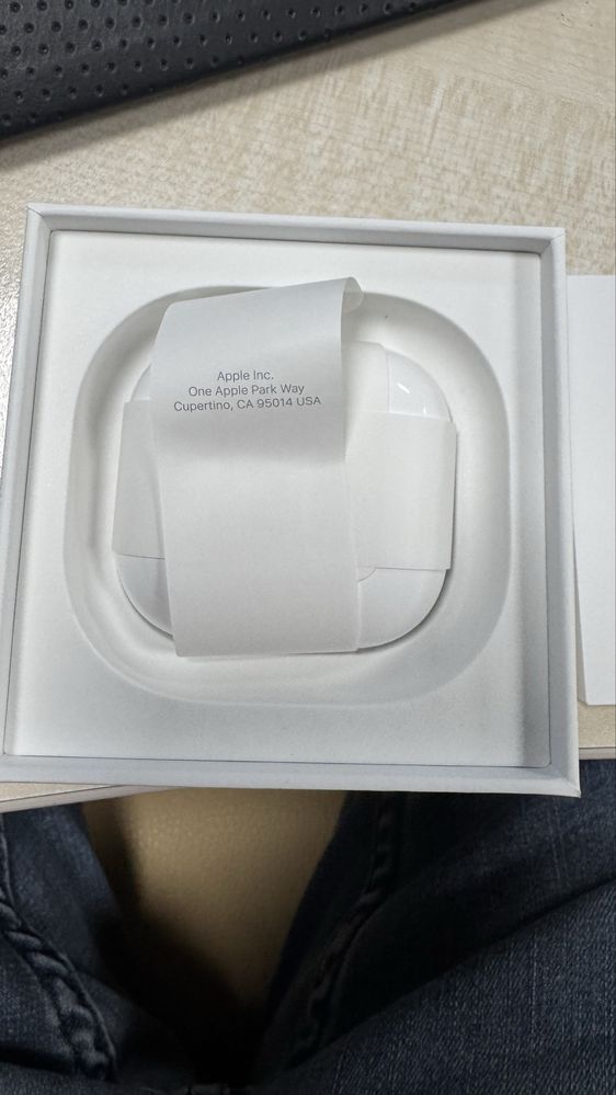 Airpods 4 noise cancellation