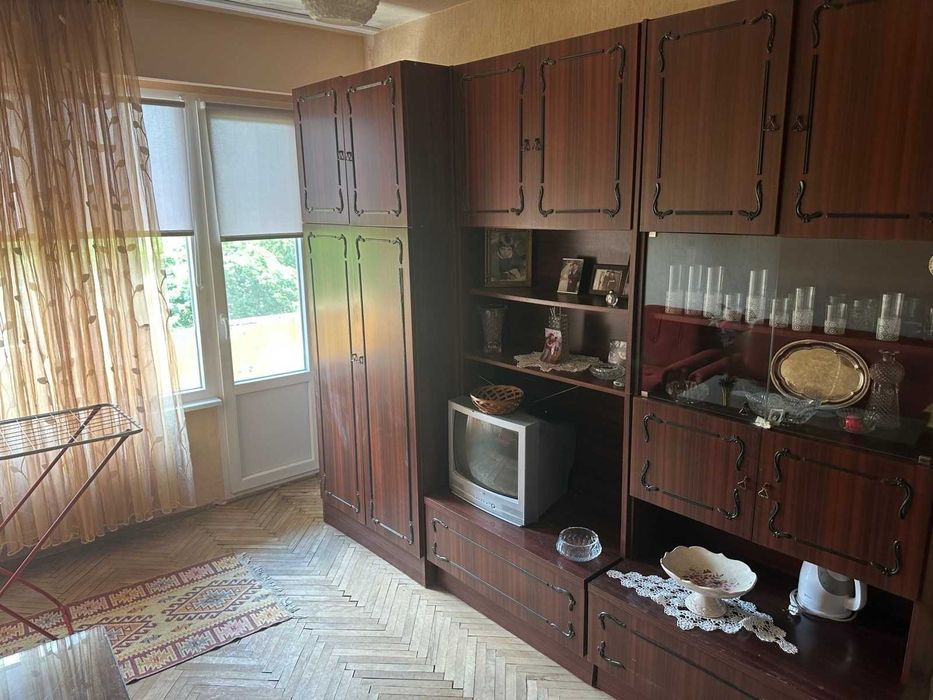 Продава се Двустаен апартамент в София, Гоце Делчев - 57 кв.м за 3509 €/кв.м - Снимка #2