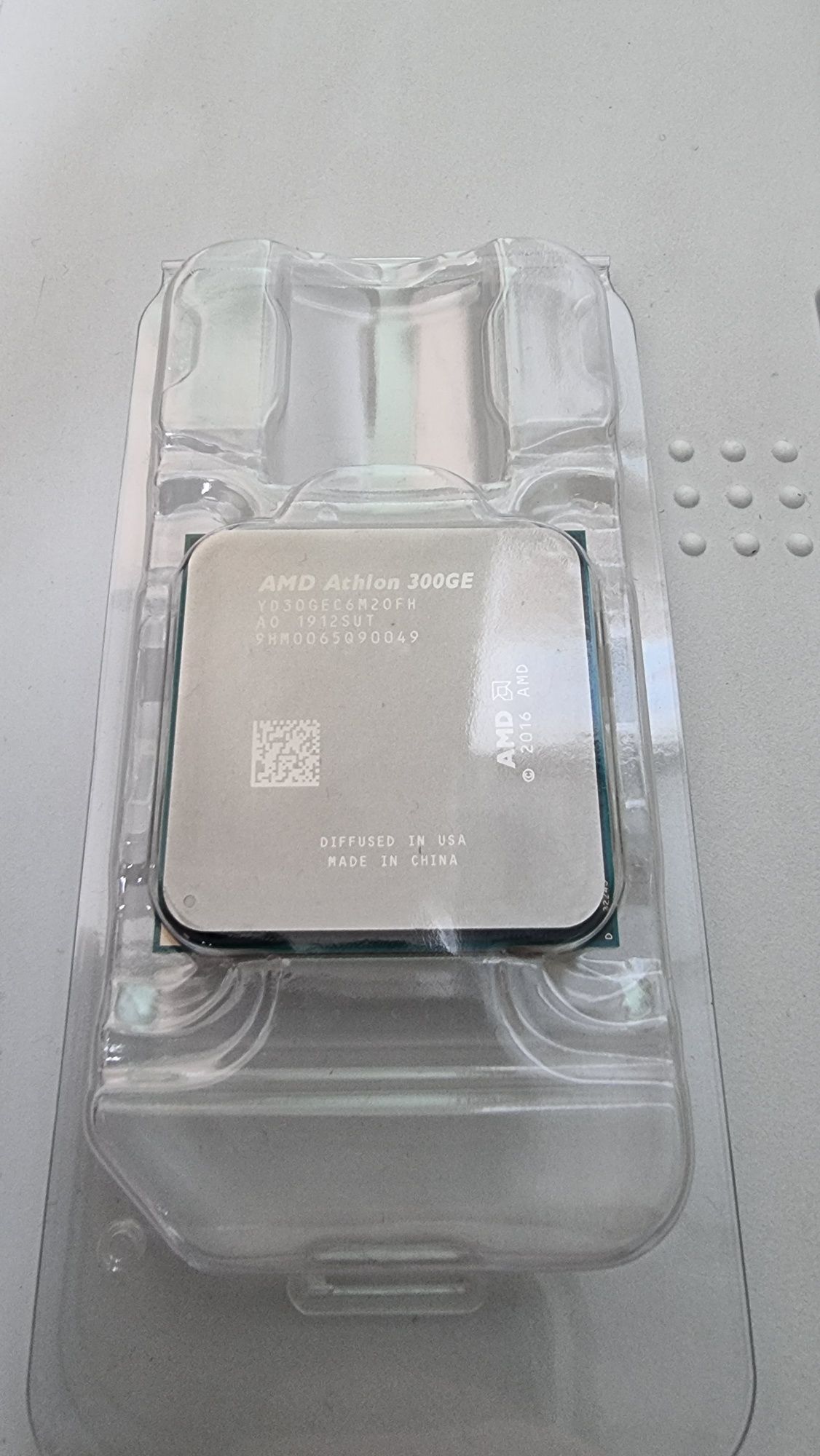 VAND Procesor AMD Athlon PRO 300GE