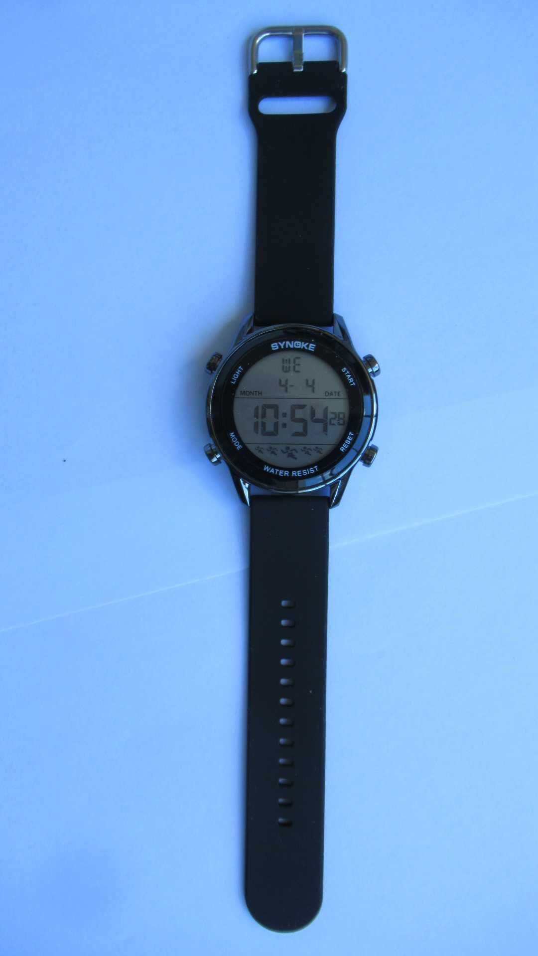SYNOKE 9825A un ceas cu display mare