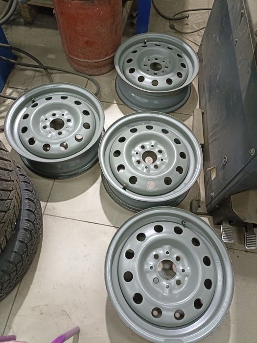 Продам комплект дисков R14