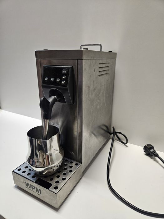 Професионален стиймър - уред за разпенване на мляко