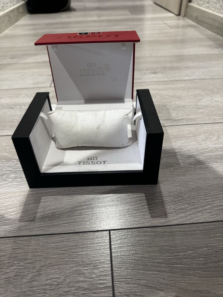 Кутия за часовник Tissot