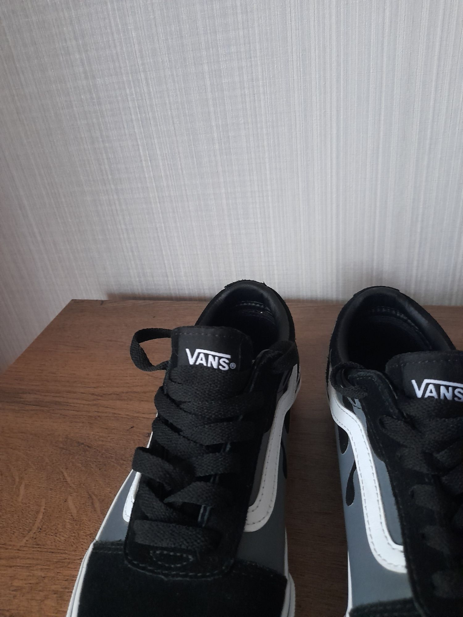 Vans кецове 36 номер.