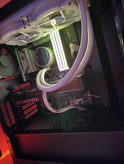 GIGABYTE GeForce RTX 4070 WindForce OC 12GB GDDR6X 192-bit