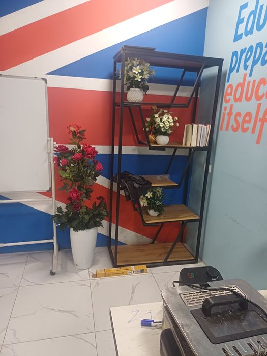Стол стул доска стеллаж сотилади
