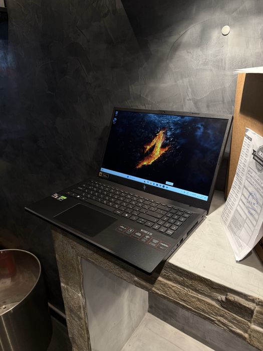 КАТО ЧИСТО НОВ Acer Nitro V 15 RTX 3050 + гаранция