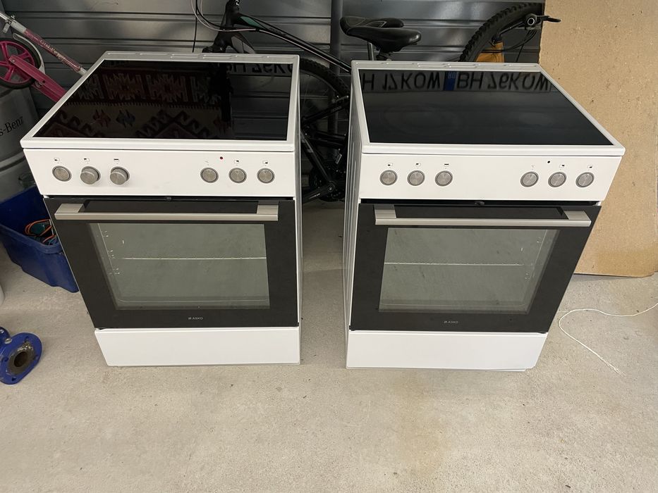Vând 2 aragaze electrice Asko!