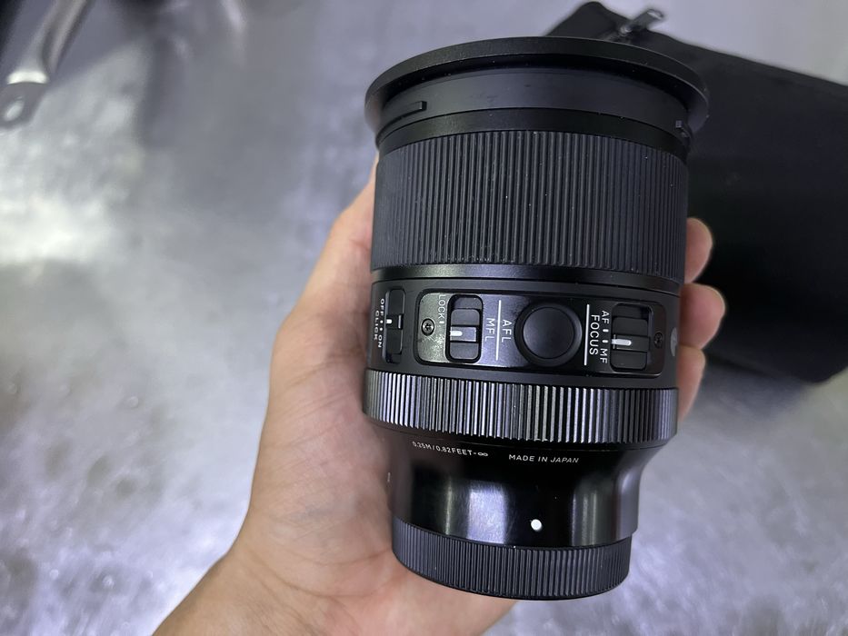 Объектив 24mm от копманий Sigma(Sony)