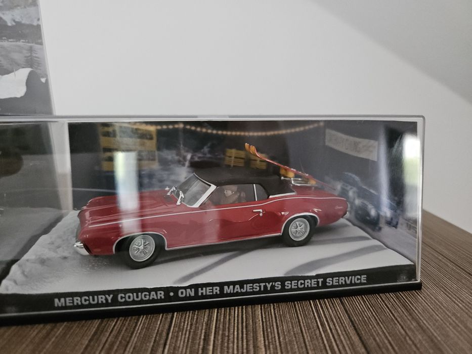 Machete auto James Bond