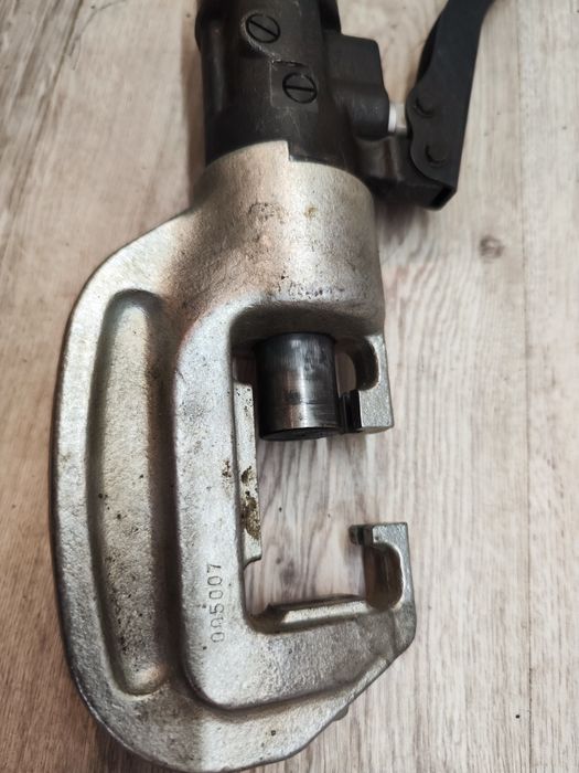 Presa hidraulica papuci , electricieni Holger Clasen EPS 60 Klauke