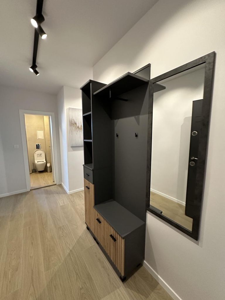 Дава се под наем Тристаен апартамент в Пловдив, Остромила - 98 кв.м за 600 € - Снимка #12