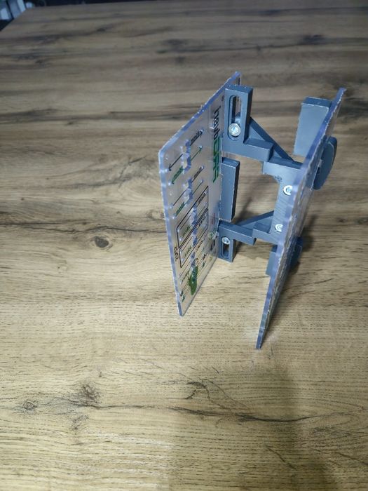 Шаблон PRO DVERI. Полотно держатели 


держатели