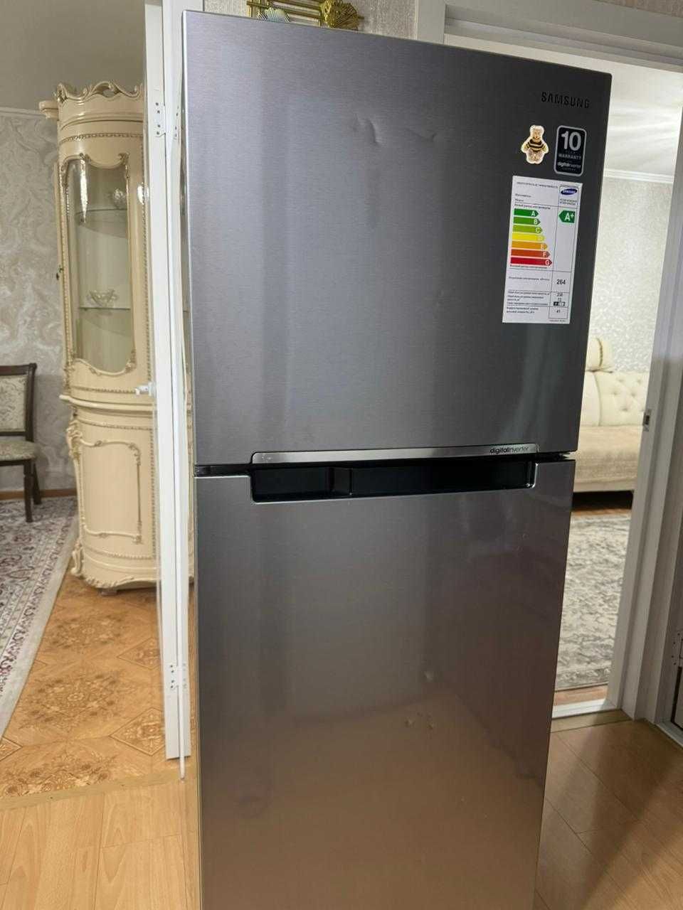 Продам рабочий холодильник Samsung (Самсунг)