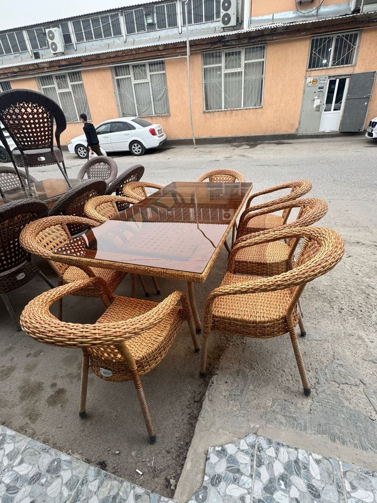 Стол стуля ратанг