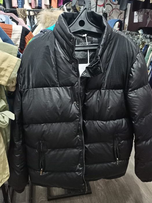 Продам новые зимние куртки