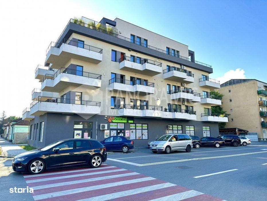 3 Camere, Cartier Micro 17