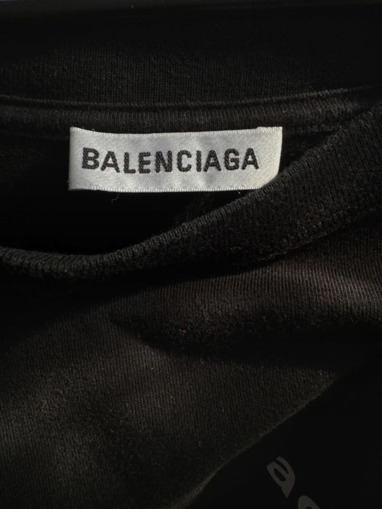 Tricou Balenciaga