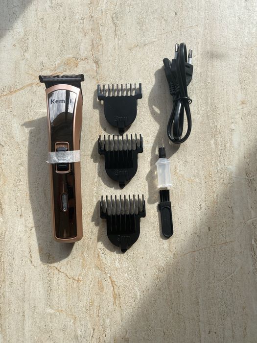 Машинка за подстригване KEMEi
