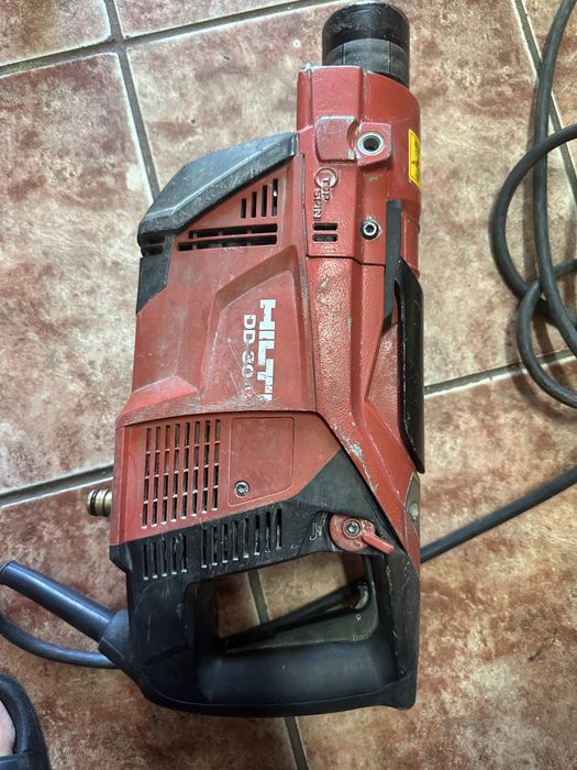 Hilti Masina de carotat  DD 30-W