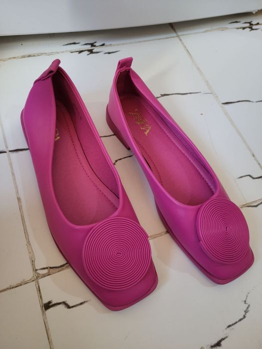 Обувь туфли и балетки