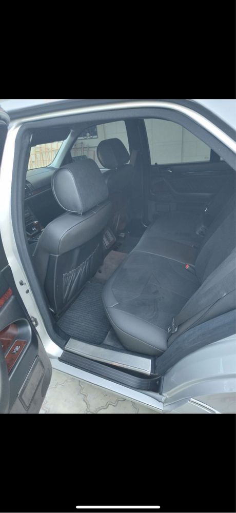 Mercedes benz W140 SE320 .