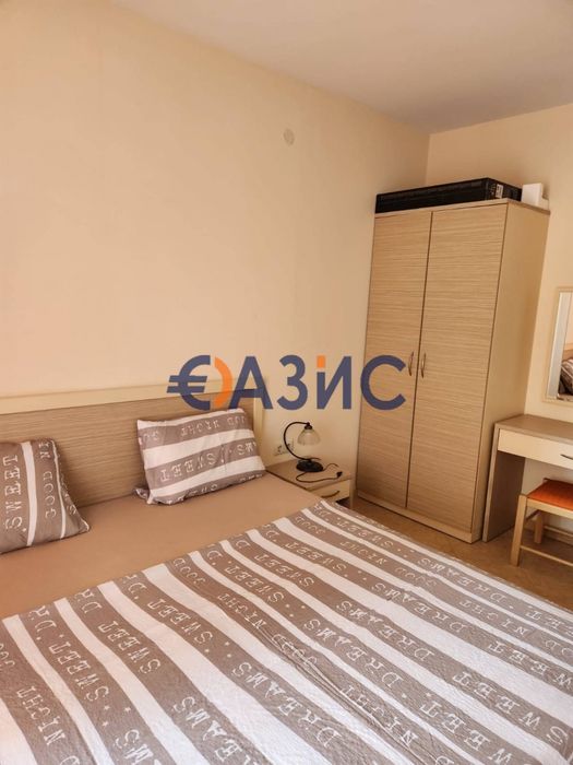 Продава се Двустаен апартамент в к.к. Слънчев бряг - 65 кв.м за 1124 €/кв.м - Снимка #3