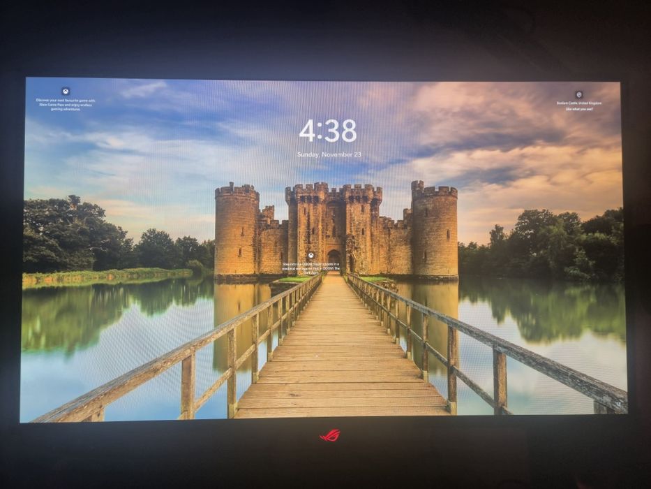 Asus rog strix 240hz, oled, 0.03ms.