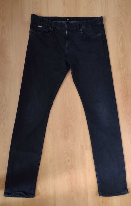 BOSS 36/34, CARHARTT 34/32, LEVI'S 33/34 мъжки дънки