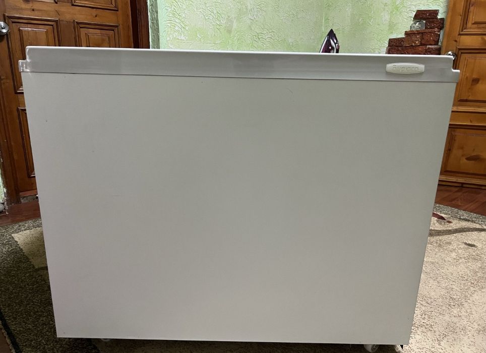 Продам морозильник 250л бирюса