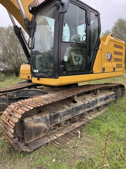 Excavator CAT 320 an 2022