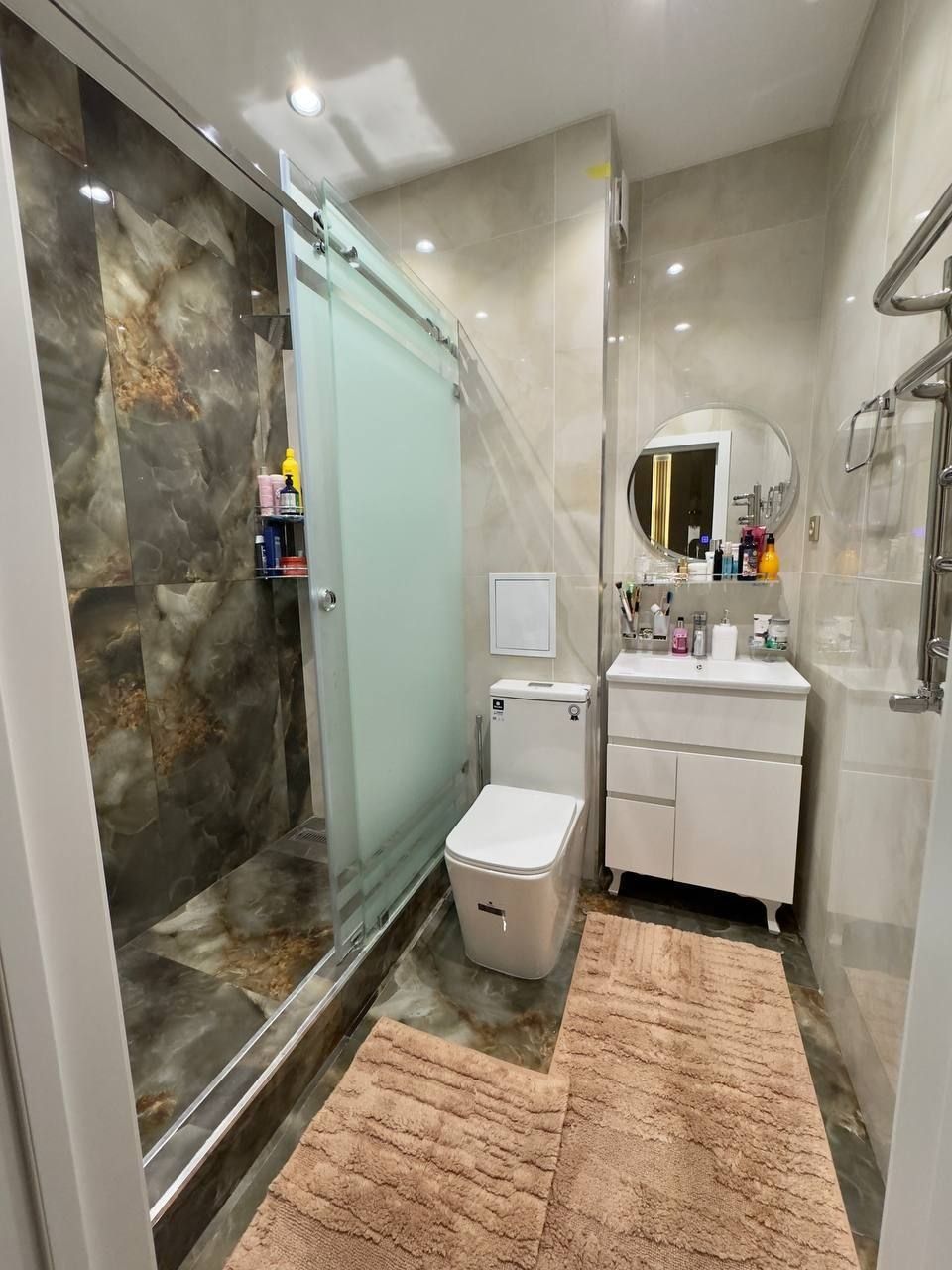 Срочно продается 2х ком квартира, ЖК Соларис, ор-р: м-в Кушбеги, 86 м²