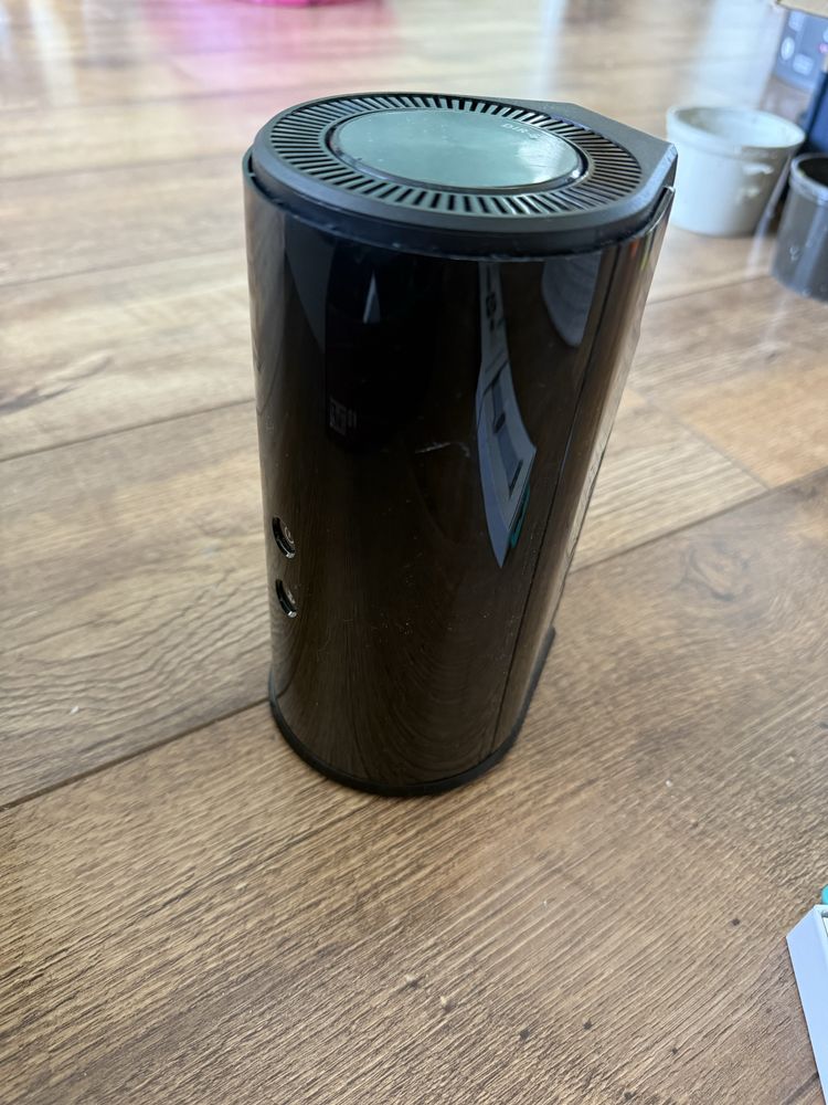 Роутер D-link 806L