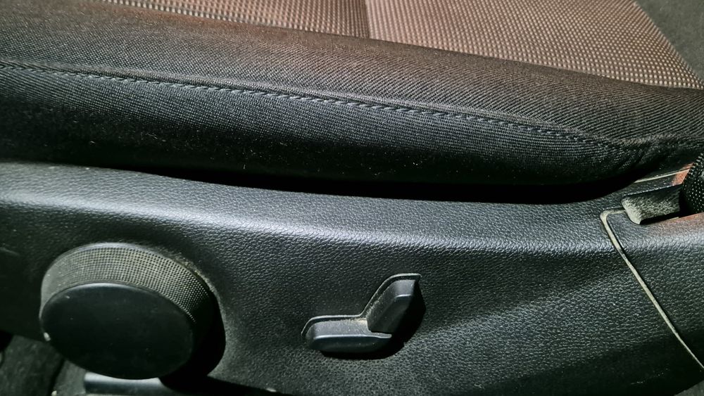 Mercedes C Class 200 BlueEFICIENTY( vând sau schimb cu lemn)