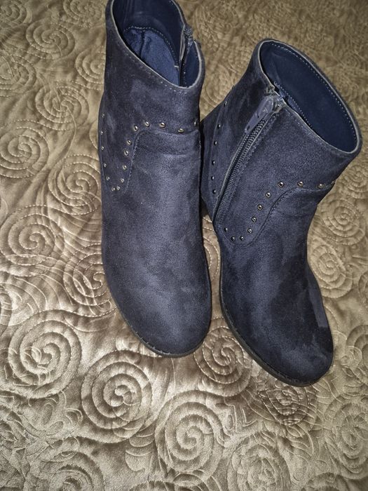 Ghete bleumarin imitatie piele întoarsă