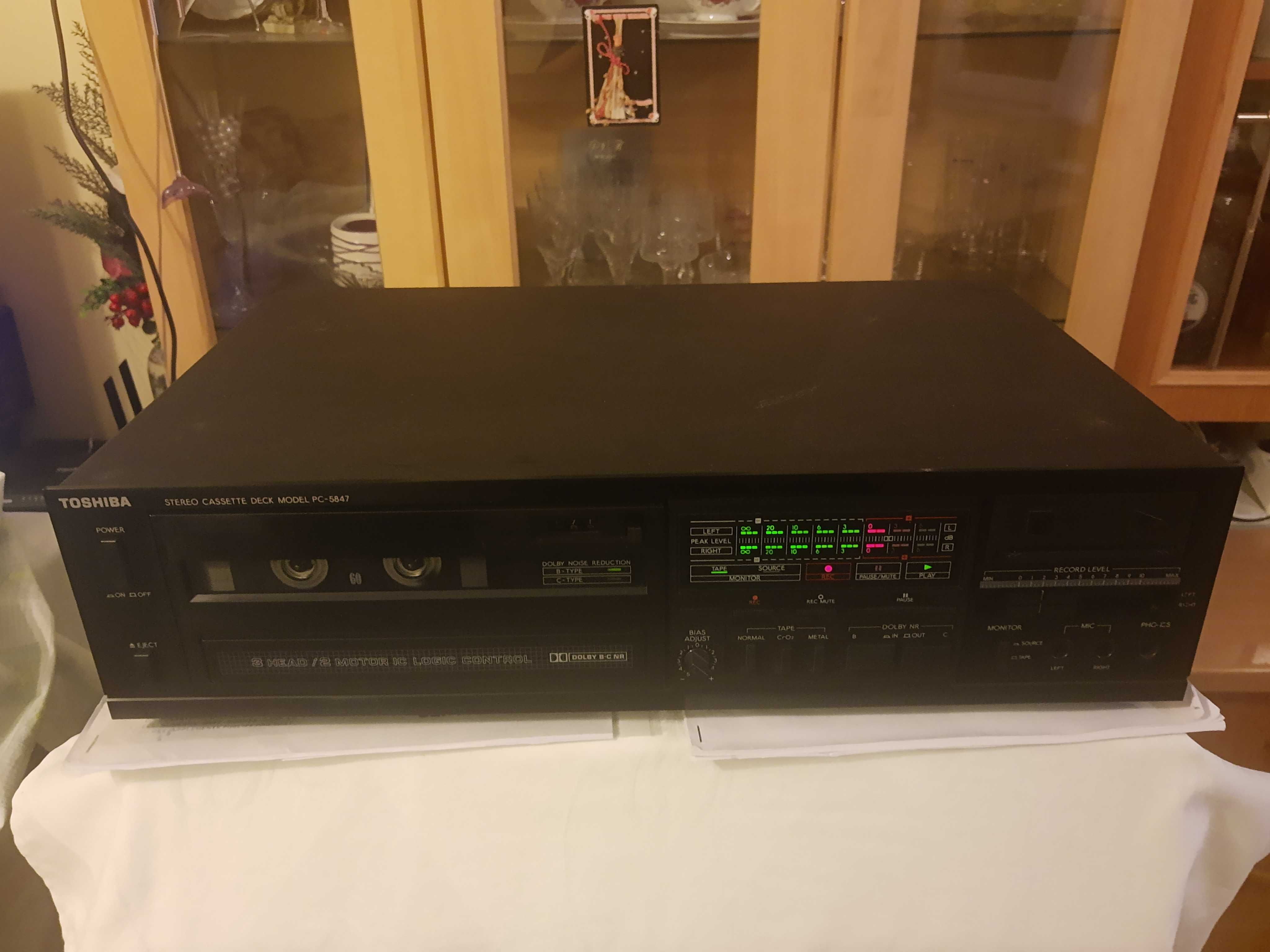 Касетен дек Toshiba PC 5847