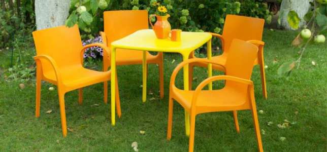 Пластмасов стол Хектор Алеана Пласт